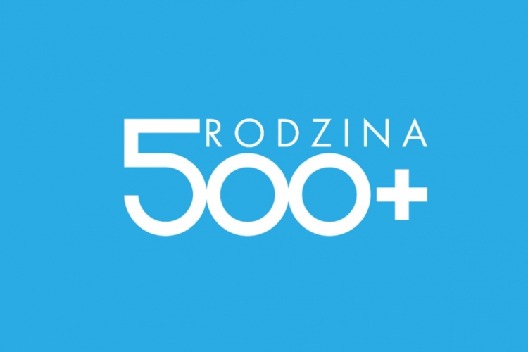 500 plus – kto wnioskuje na nowy, a kto na stary okres świadczeniowy?