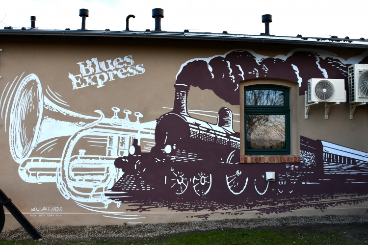 Zachwycający mural zagościł na dworcu!