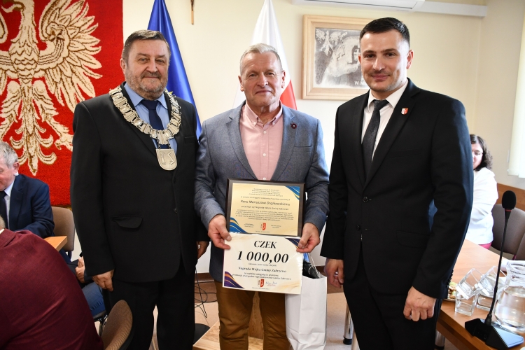 Nagrody Wójta Gminy Zakrzewo za osiągnięcia sportowe wręczone podczas sesji Rady Gminy