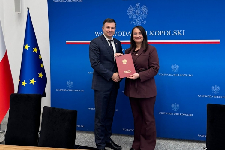 Miniatura Podpisanie umowy o przyznanie dotacji w ramach Resortowego Programu „Aktywne Place Zabaw”